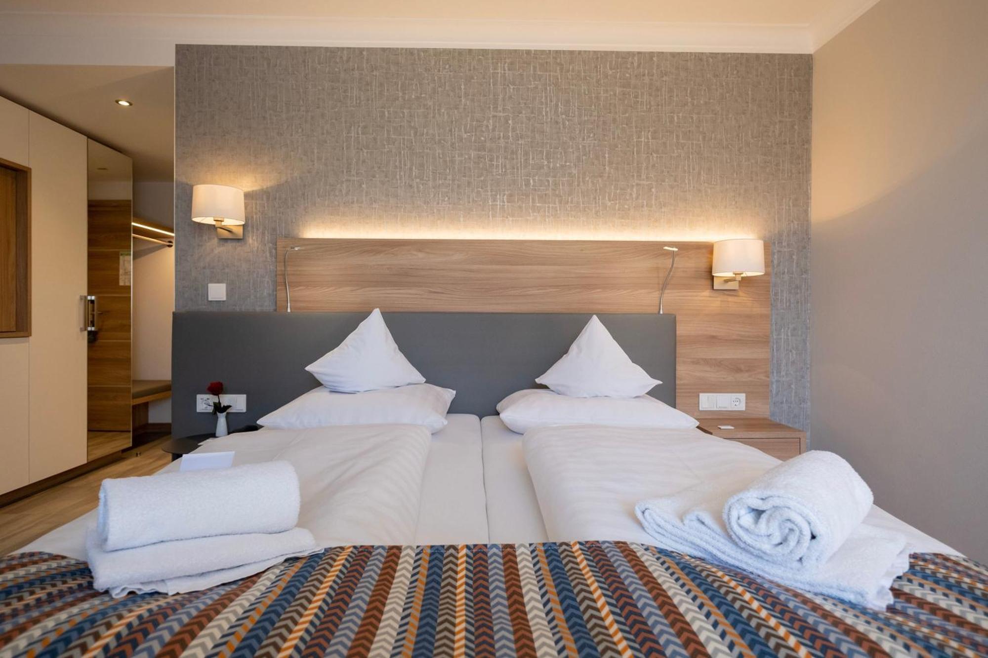 Hotel St. Wolfgang Bad Griesbach  Bagian luar foto